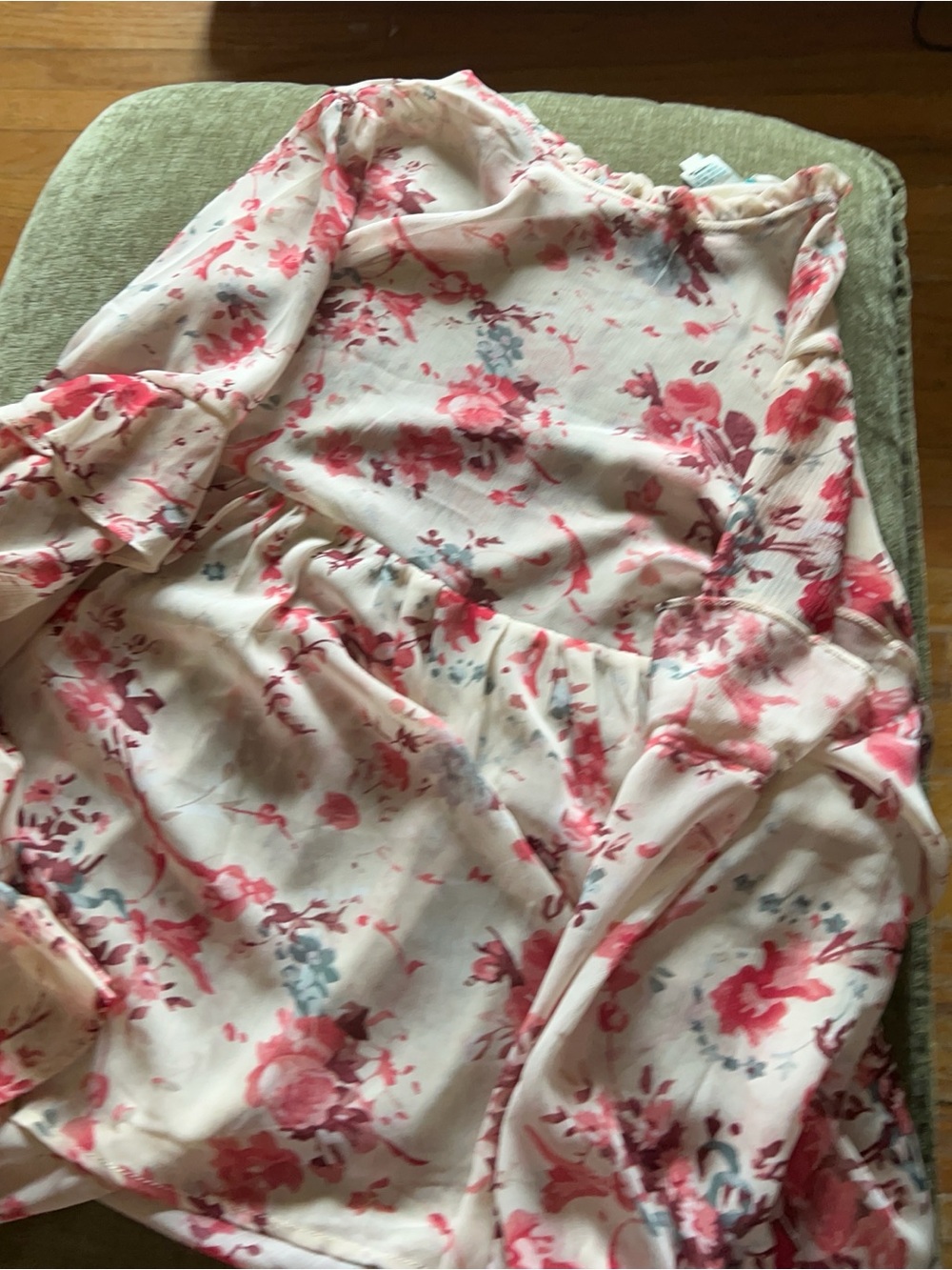 SUNDANCE: Floral Blouse (Poly/Chiffon)